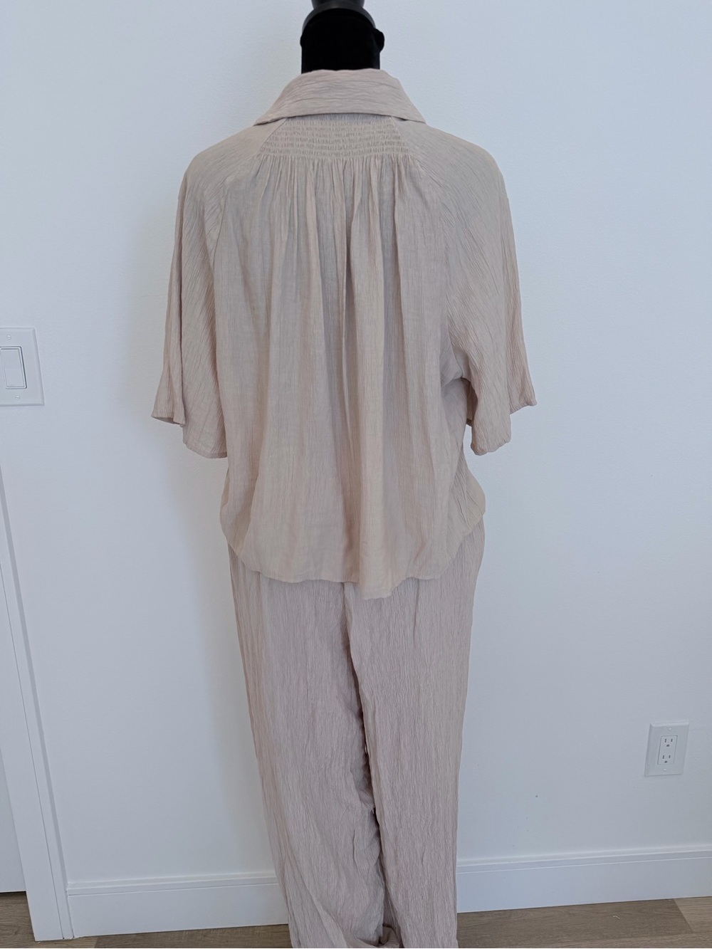Zara Linen-Blend Pants Set (Top & Bottoms) - Picture 8 of 15